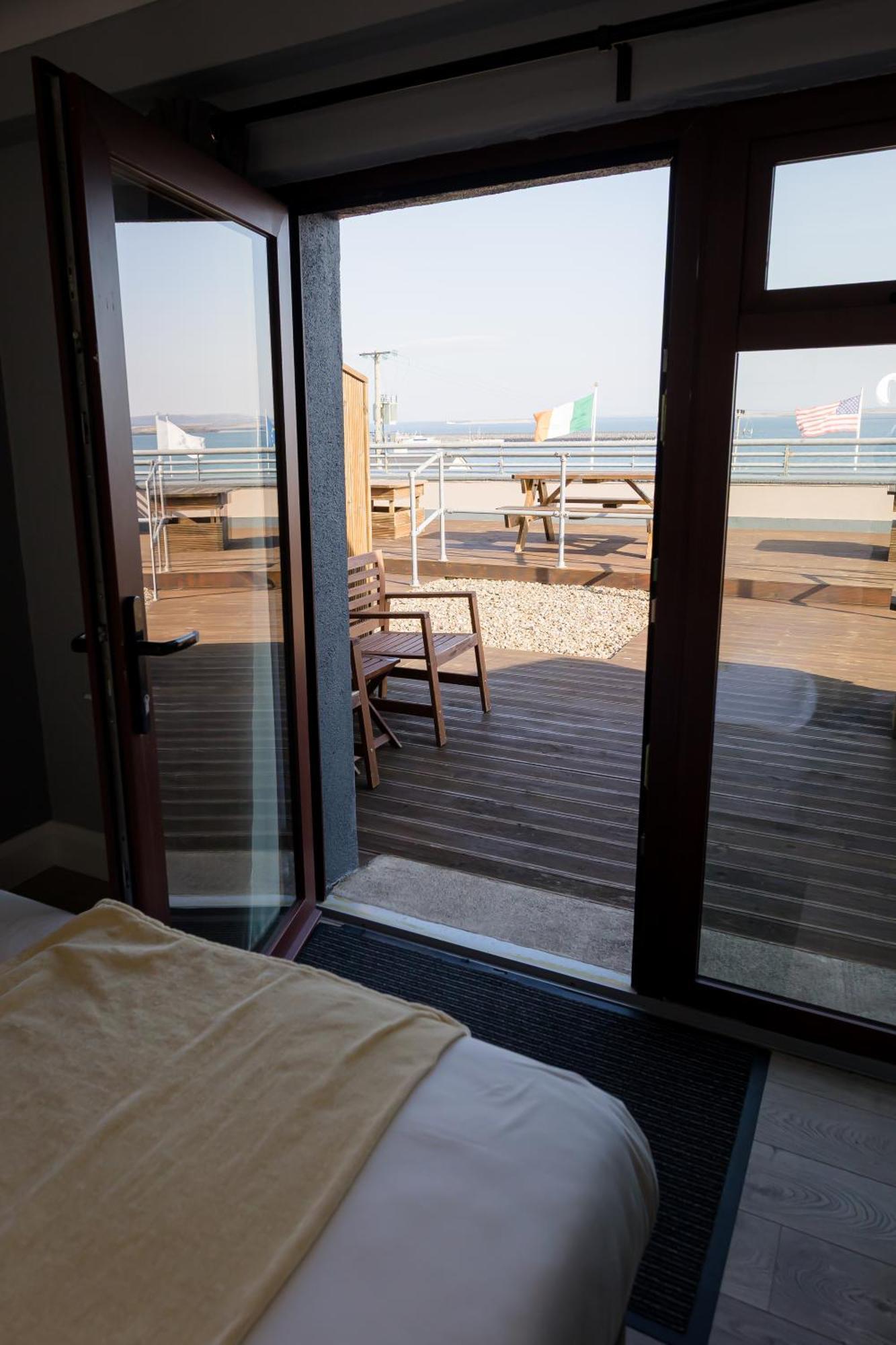 Aran Islands Hotel Kilronan  Eksteriør bilde